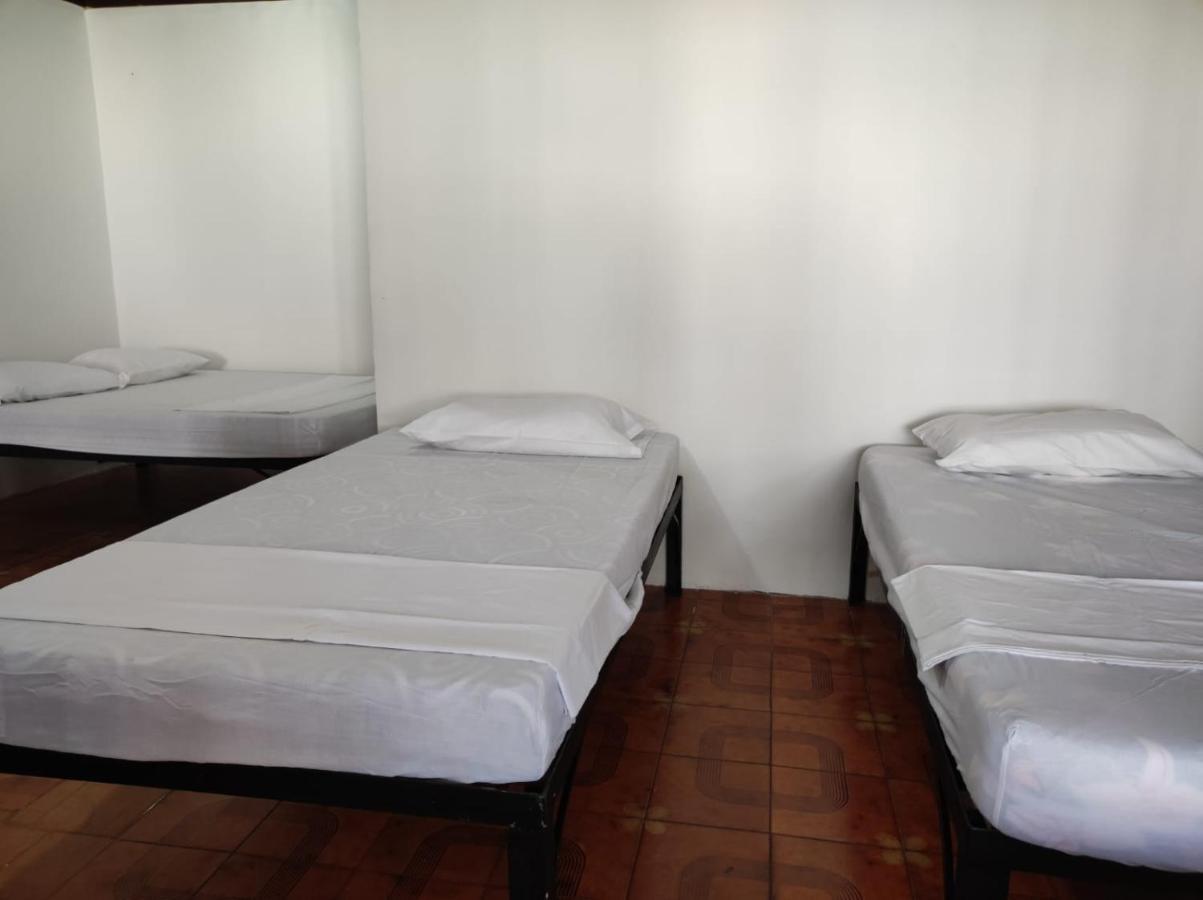 Leticias Guest House Екстериор снимка