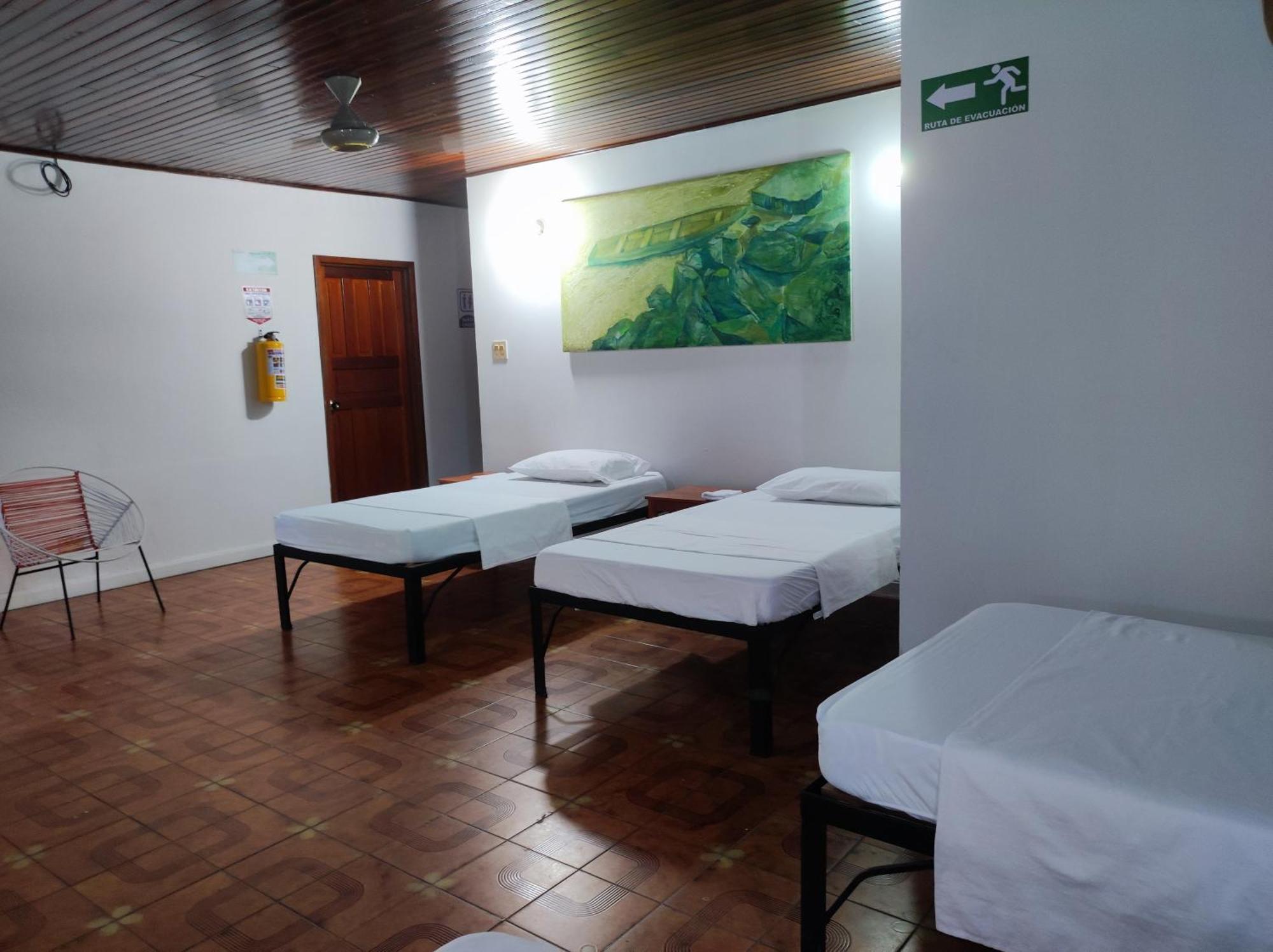 Leticias Guest House Екстериор снимка