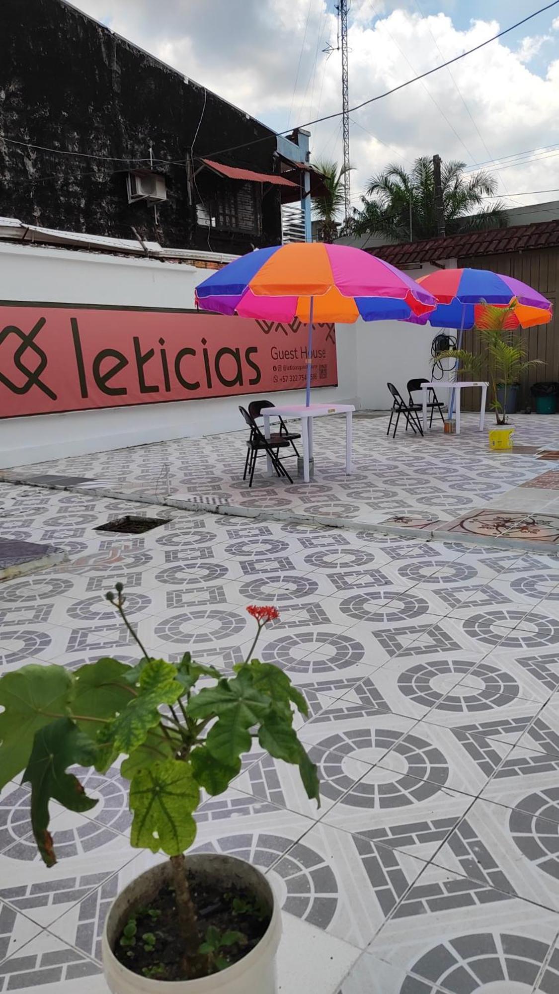 Leticias Guest House Екстериор снимка